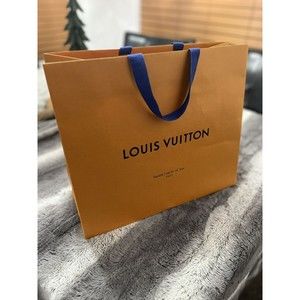 LOUIS VUITTON 15.6 X 13.25 X 6.25 Large Authentic Gift Shopping Paper Bag Orange